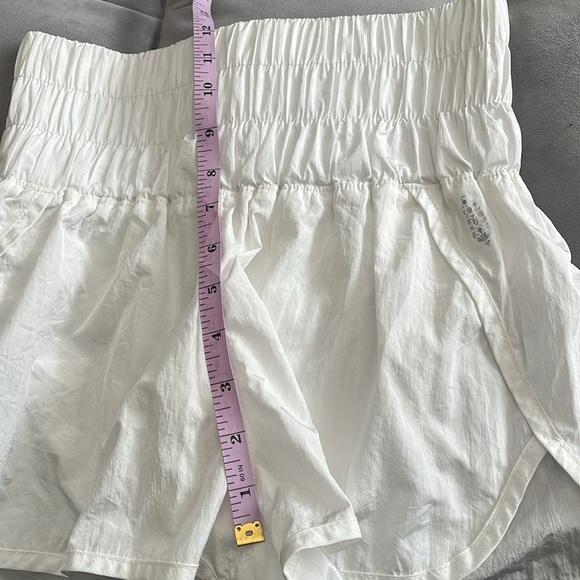 “Free People Movement: The Way Home Shorts- White size XS” - Picture 5 of 6